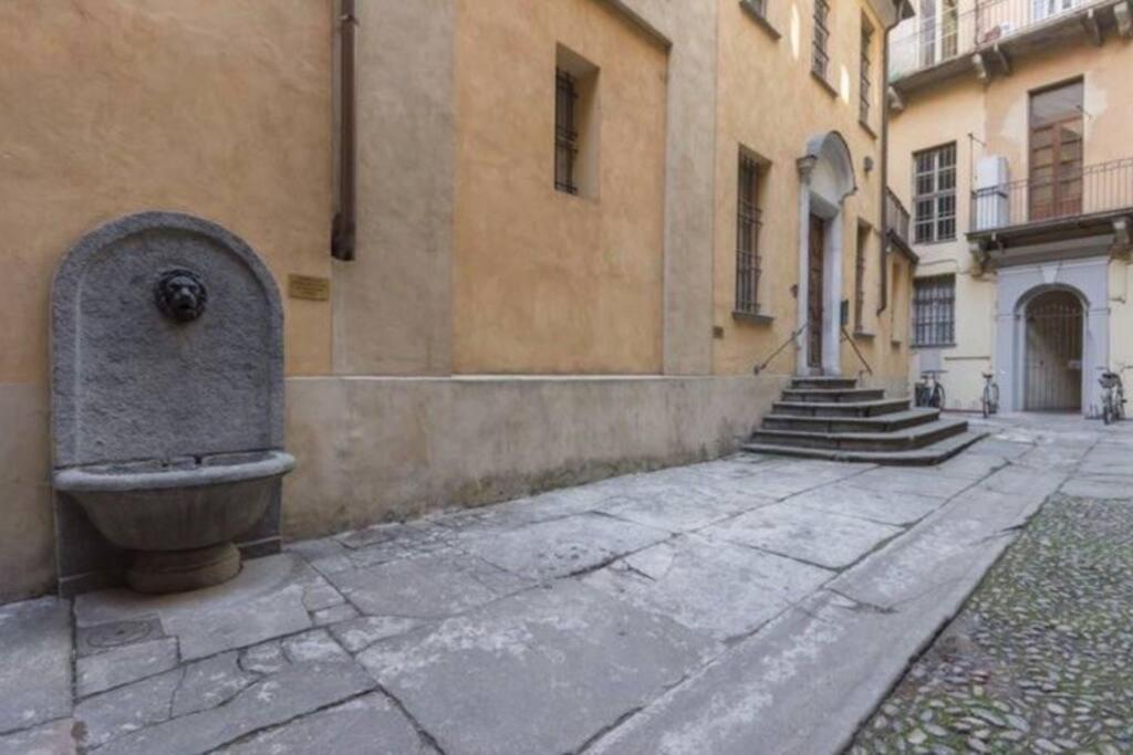 Apartamento Il Balconcino Del Centro Storico Turín Exterior foto