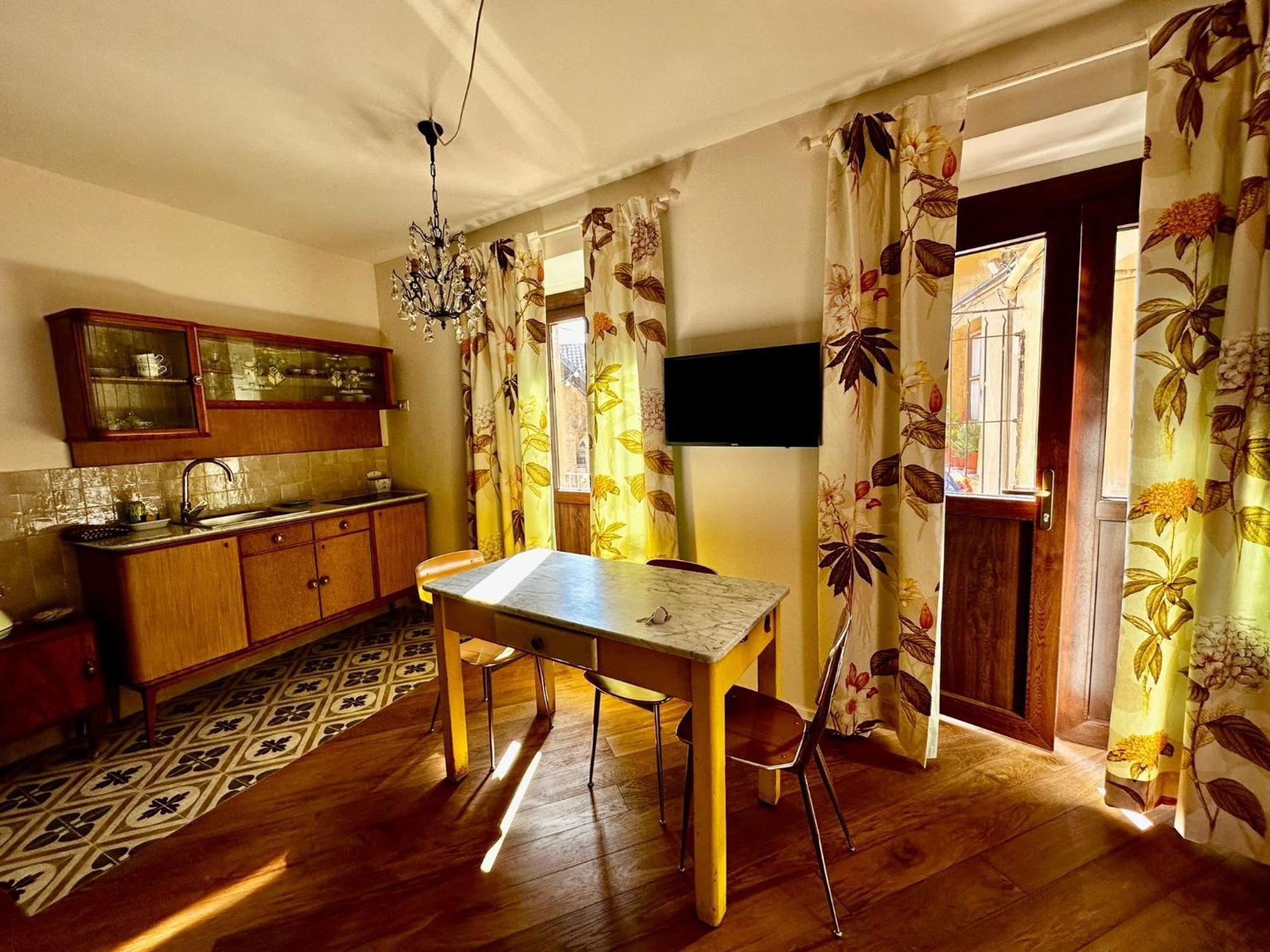 Apartamento Il Balconcino Del Centro Storico Turín Exterior foto
