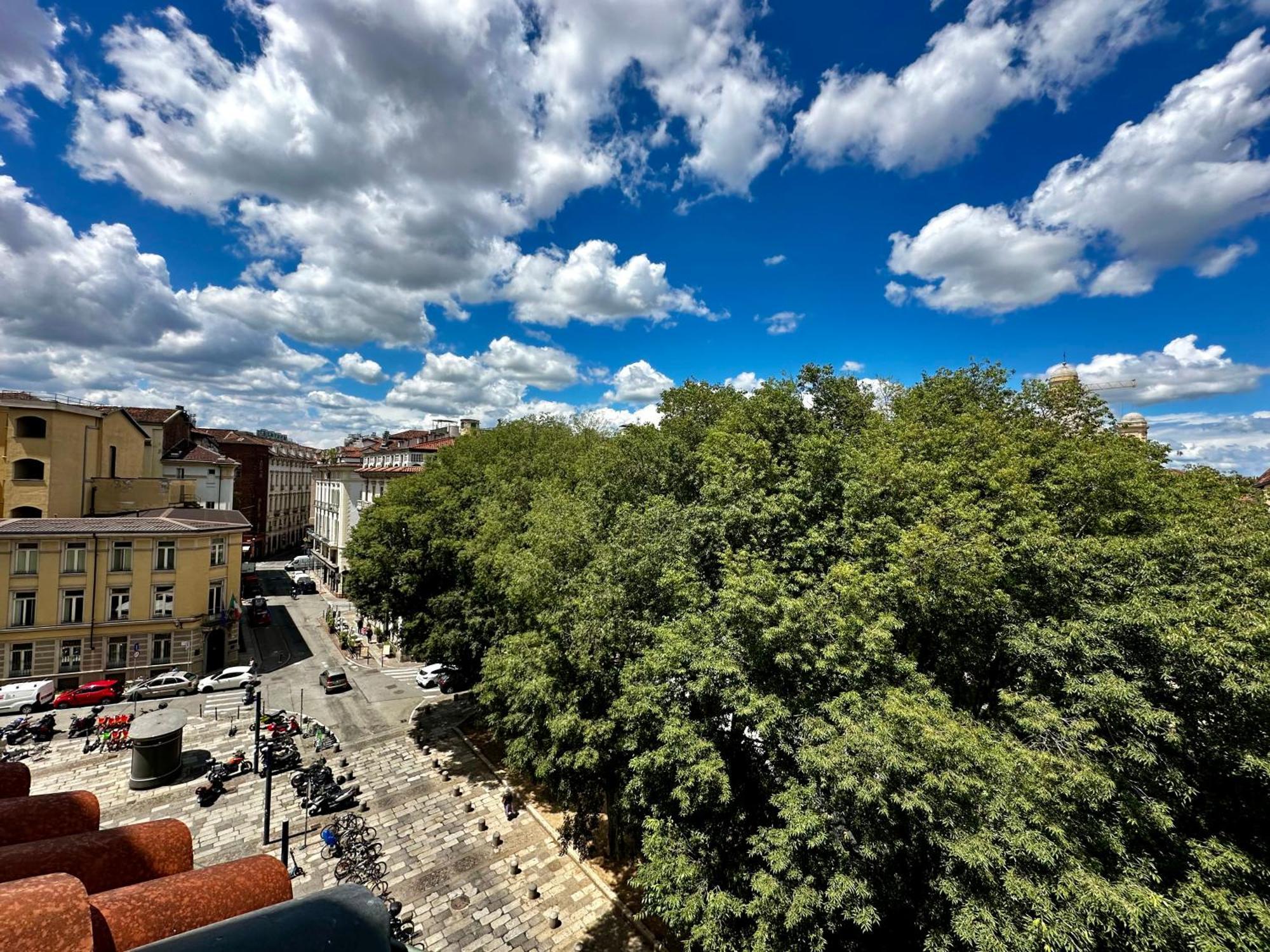 Apartamento Il Balconcino Del Centro Storico Turín Exterior foto